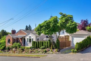2802 29th Ave, Seattle WA  98144-6026 exterior
