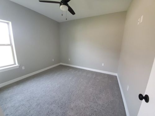 233 Shannon St, Angleton TX 77515 exterior