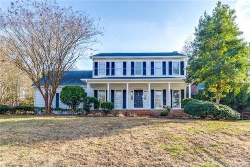 1484 Freedom Ct, Gastonia, NC 28054-6619