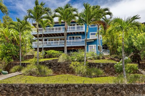 44-145 Kahinani Way, Kaneohe, HI 96744-2570