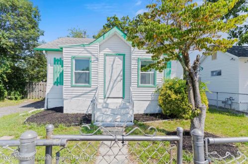 314 Harzold Rd, Lacey, NJ 08731-2627