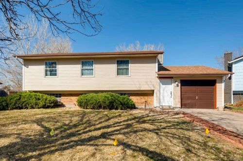 2549 Kittredge Ct, Denver CO  80011-7345 exterior