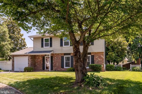 981 Sunny Ct, Gambrills, MD 21054-1428