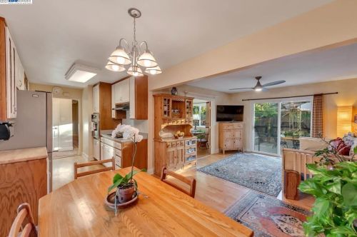 116 Hopeco Rd, Concord CA  94523-3213 exterior