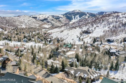 3230 Thistle St, Park City, UT 84060-7802