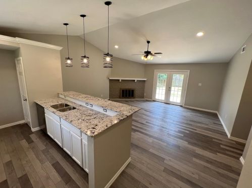 4636 Rose Of Sharon Ln, Fort Worth TX  76137-1822 exterior