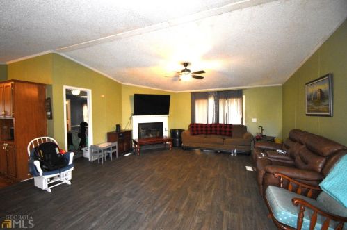 229 Stonewall Ln, Locust Grove, GA 30248-3838