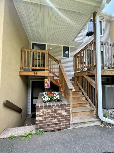 12 Dutton Place Way, Glastonbury, CT 06033-2436