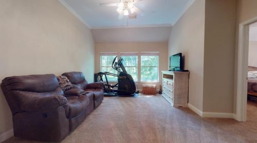 8760 Skyline Ln, Conroe TX  77302-3458 exterior
