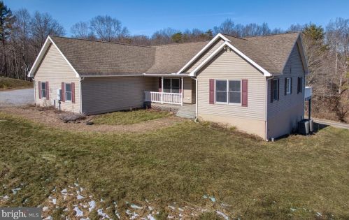 345 Journey Ln, Berkeley Springs WV exterior