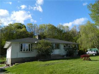10 All Hallows Rd, Killingly, CT 06239-2018