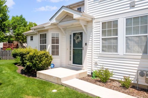 20512 Mcgilvray Dr, Joliet, IL 60403-2060