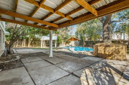 4205 Bucknell Dr, Garland TX  75042-5222 exterior