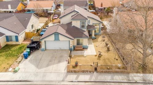 2120 Beechwood St, Lancaster, CA 93535-1758