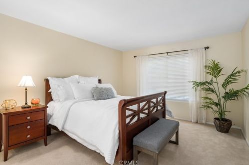 7820 Woodsboro Ave, Anaheim CA  92807-2434 exterior