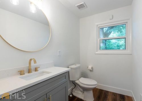 2892 Humphries Dr, Atlanta GA  30354-2434 exterior