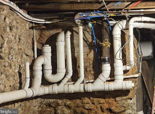 2045 Christian St, Philadelphia PA 19147-4216 exterior