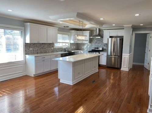 5751 Timberlane Rd, Matteson, IL 60443-1138