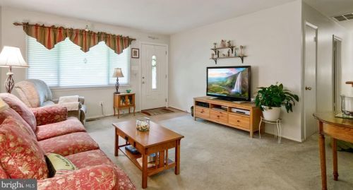 1303 E St, Woodbridge, VA 22191-1713