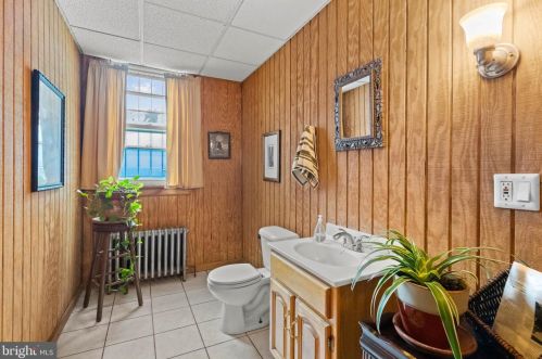 1226 8th St, Philadelphia PA  19147-5130 exterior