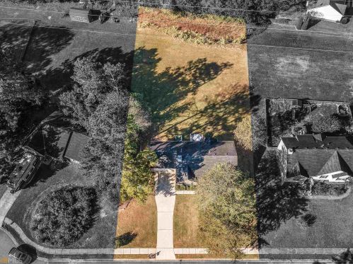 204 Drake Elm Ct, Hampton, GA 30228-5509