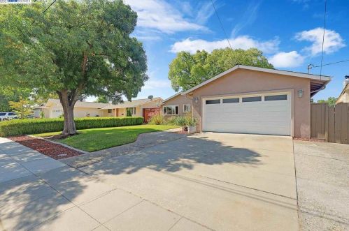 657 Los Alamos Ave, Livermore, CA 94550-5321