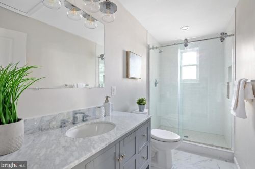 407 Greenbrier Dr, Silver Spring MD 20910-4230 exterior