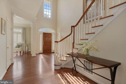 1354 Northwyck Ct, Mc Lean, VA 22102-2609