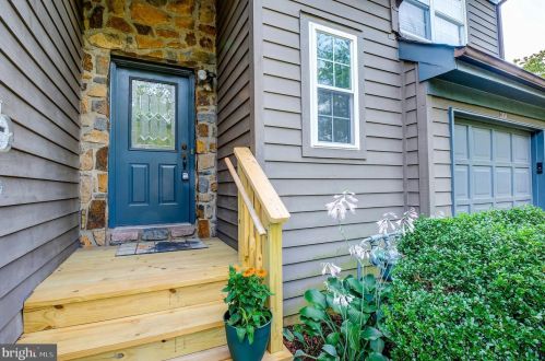 21 Andover Cir, Princeton, NJ 08540-1749