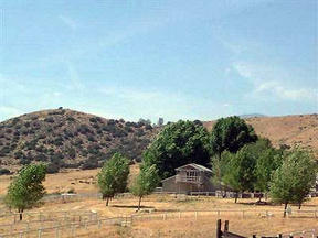 34670 Meadow View Ln, Caliente, CA 93518-3601