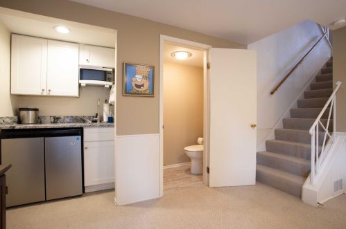 19 Creekwood Sq, Cincinnati OH 45246-3838 exterior