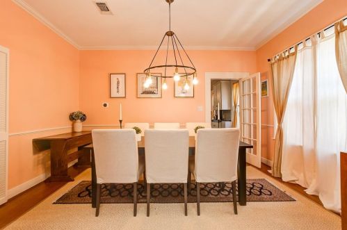 2208 Hillcrest St, Fort Worth TX  76107-4300 exterior