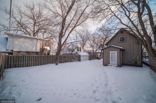 9 Acker St, Saint Paul MN  55117-5508 exterior