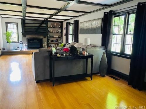 16 Stearns St, Killingly CT  06239-2922 exterior