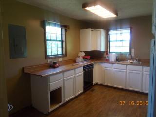 385 Chicken Creek Rd, Pulaski, TN 38478-5624