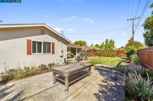 732 San Simeon Ct, Concord CA  94518-2316 exterior