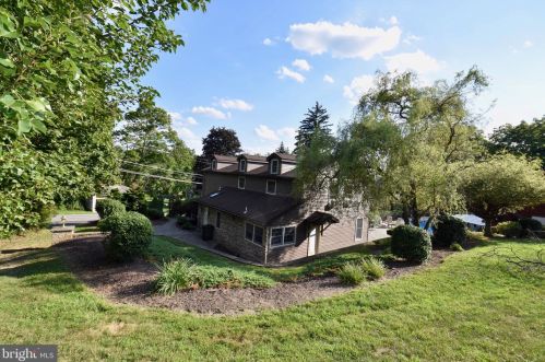 701 Rutt Rd, Bangor PA 18013-9602 exterior