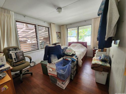 2526 Gardenia St, Honolulu HI  96816-3502 exterior