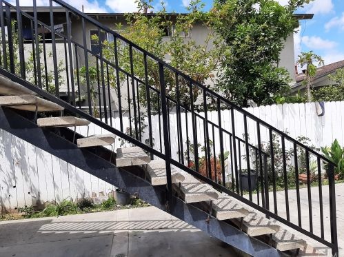 310 Wakefield Ave, Anaheim CA  92802-4222 exterior