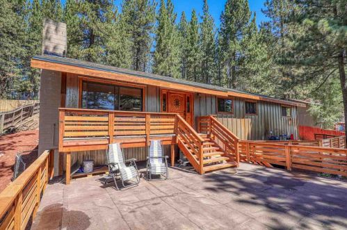 11596 Brook Ln, Truckee, CA 96161-4925