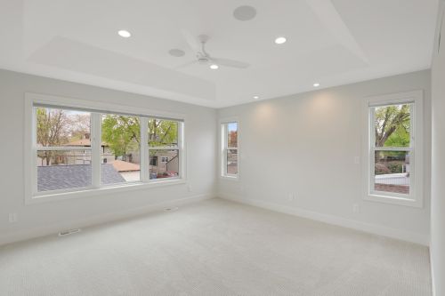 557 Cromwell Ave, Saint Paul MN  55104-4909 exterior