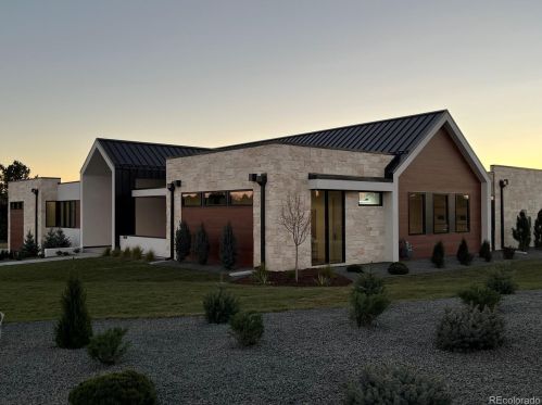 5115 Kearney Ct, Englewood, CO 80111-1034