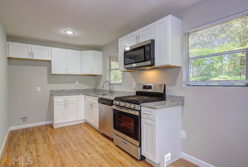 40 Harriette Dr, Stockbridge GA  30281-3867 exterior