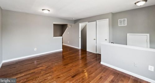 1964 Winslow Ct, Woodbridge, VA 22191-4919