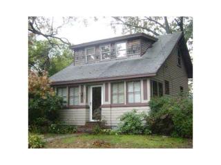 123 Pinehurst Ave, Warwick, RI 02889-9247