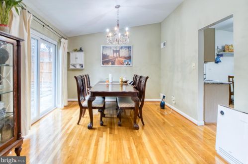 1008 Robroy Dr, Silver Spring MD exterior