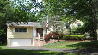 536 Garretson Rd, Bridgewater, NJ 08807-2415