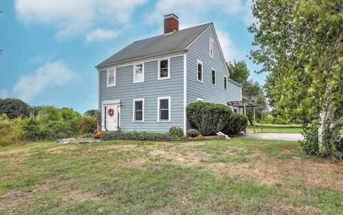 35 Kinnicutt Ave, Warren, RI 02885-1120