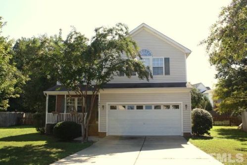 1002 Burnt Hickory Ct, Apex, NC 27502-9207