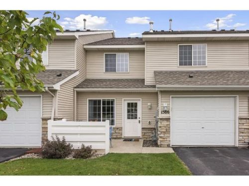 1586 Serenity Ln, Minnetrista, MN 55387